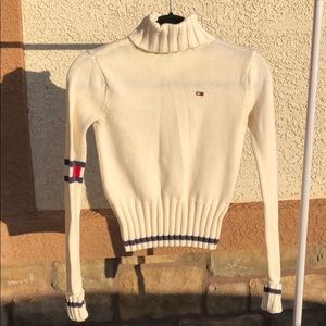 Tommy Hilfiger semi cropped turtleneck